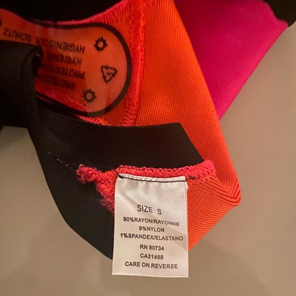 Sexy never worn Swim Suit - Picture 4 of 5